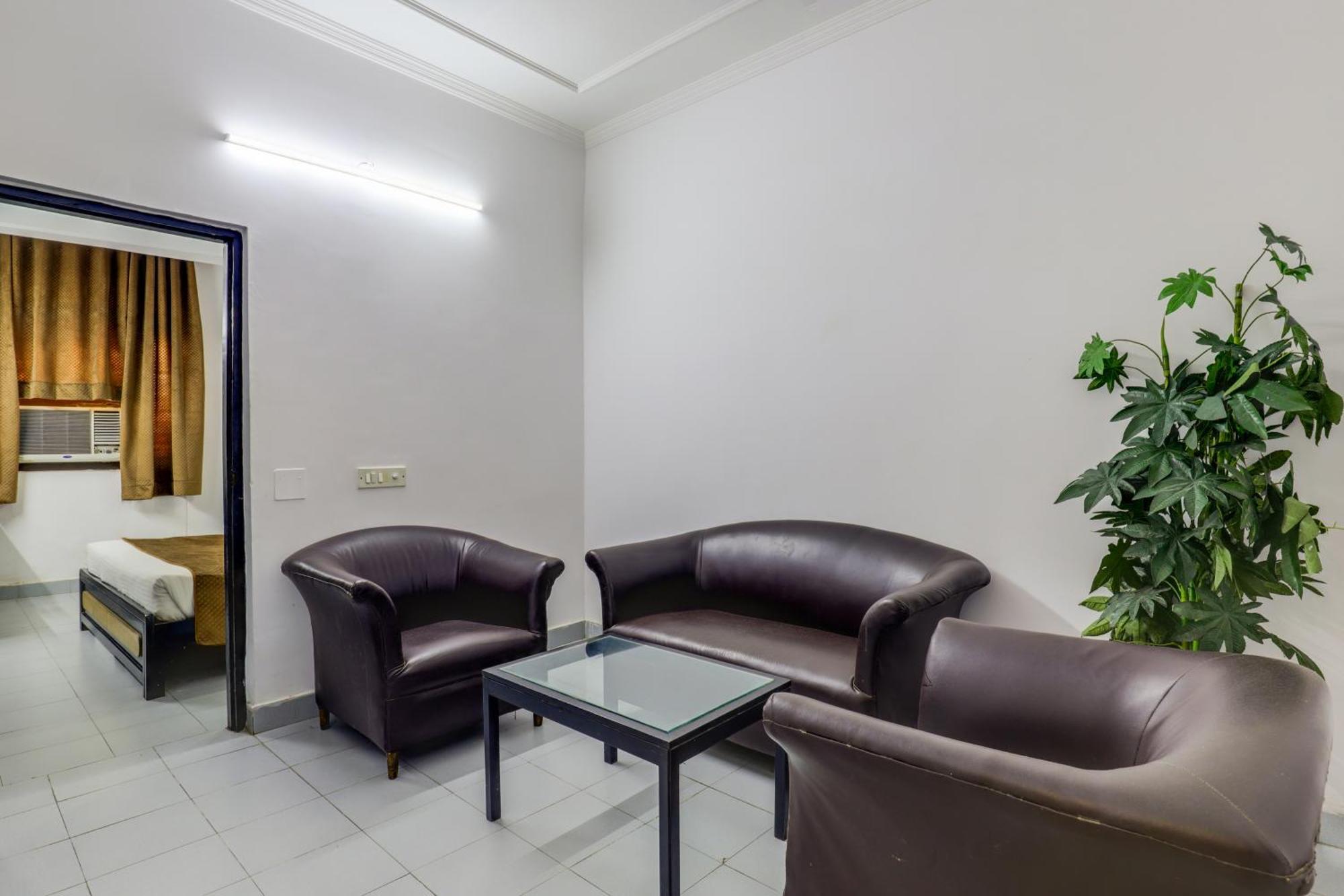 Hotel Sarthak Palace Near Karol Bagh Metro Station New Delhi Ngoại thất bức ảnh